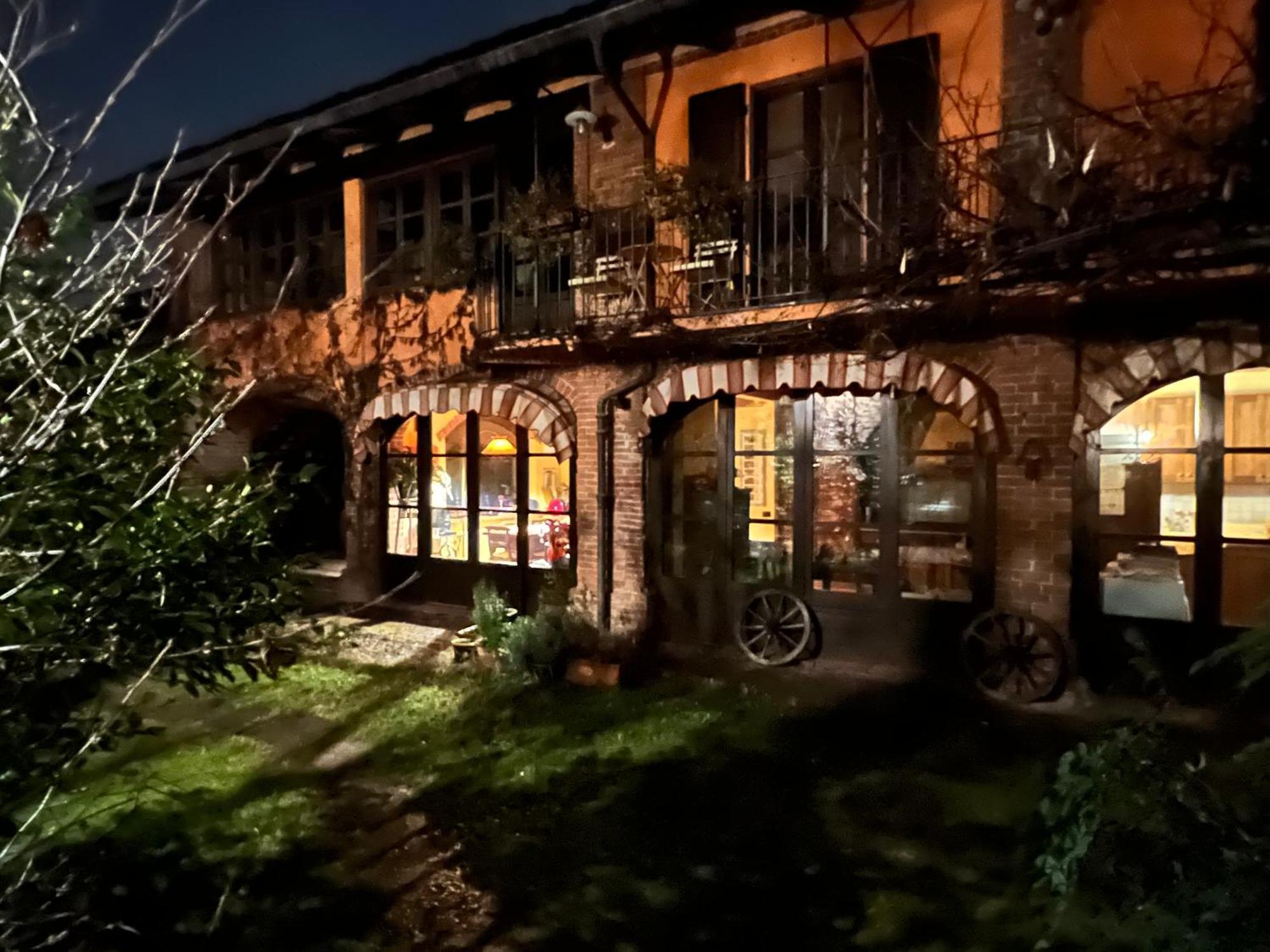 Hotel La Casa Arancione à Boves Extérieur photo