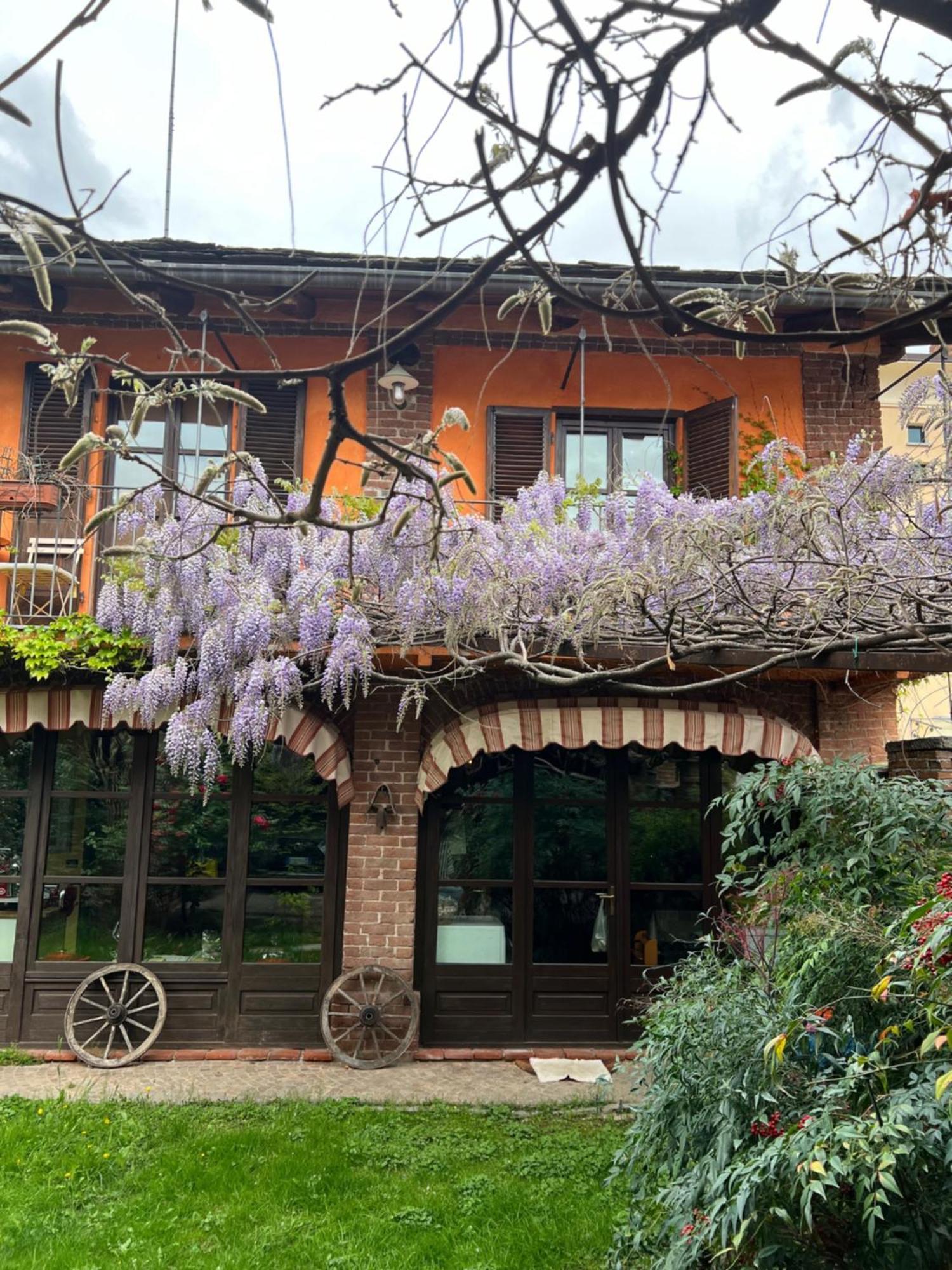 Hotel La Casa Arancione à Boves Extérieur photo